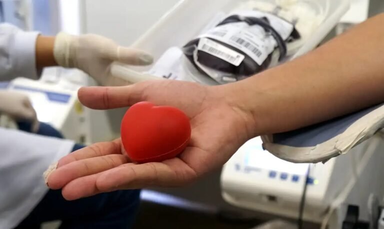 Hematologista Dr. William Scheffer Chaves explica novas regras para doação de sangue que entram em vigor em outubro